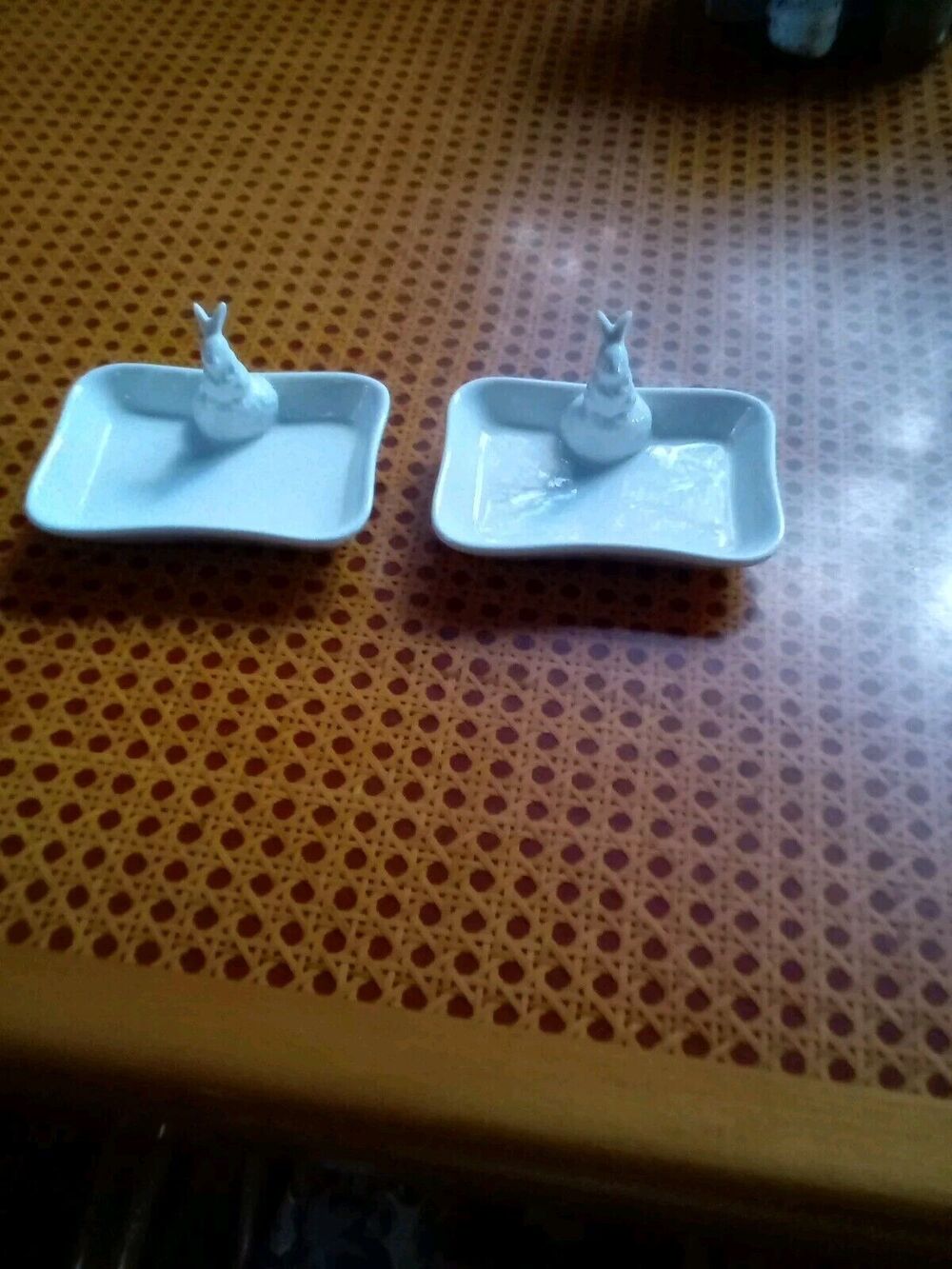 2 White Ceramic Soap Dish Bunny Rabbit Abbott CUTE! Pre-owned